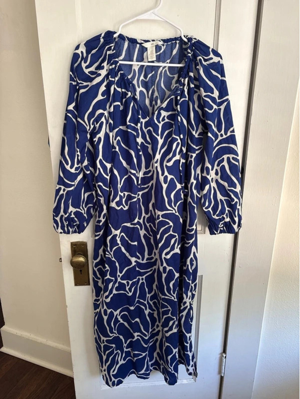 H&M dress. Size US Medium